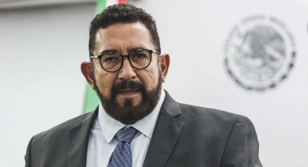 FGR llama a militares por narcolaboratorio en Chihuahua La FGR entrevistó a elementos de la Sedena que participaron en la seguridad posterior al hallazgo de un narcolaboratorio en Morelos, Chihuahua