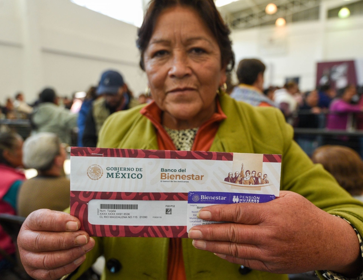 ¿Qué letra recibirá hoy si pago de la Pensión del Bienestar? Las pensiones del Bienestar se cobrarán de manera escalonada, según la primera letra de tu primer apellido. Foto: Cuartoscuro