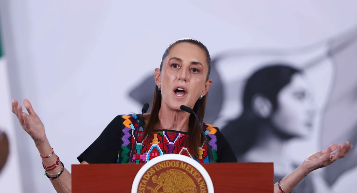 Acusa Sheinbaum incoherencia por bloqueo a manifestantes en Chihuahua Claudia Sheinbaum criticó los obstáculos denunciados por manifestantes en Chihuahua.