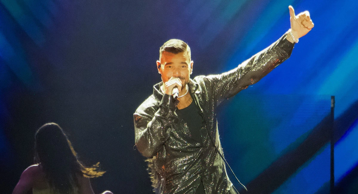 Ricky Martin detiene concierto tras ataque con gas lacrimógeno en Montenegro Ricky Martin en su gira "Ricky Martin Live".