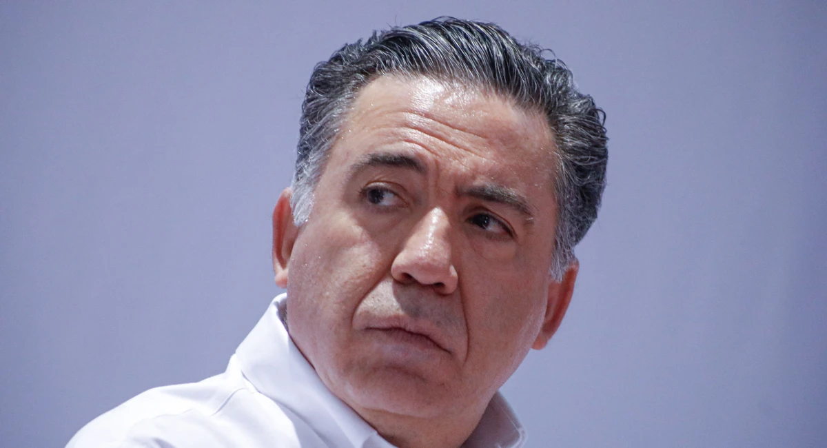 Enrique Inzunza reaparece en Culiacán; sostuvo reunión con Javier Corral Enrique Inzunza Cázarez, senador de la República Mexicana..José Betanzos.