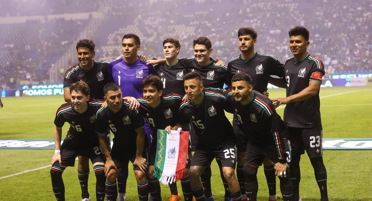 México derrotó sin problemas a un débil Ghana; Memote Martínez clavó golazo México derrotó sin problemas a un débil Ghana.Misés Pablo.