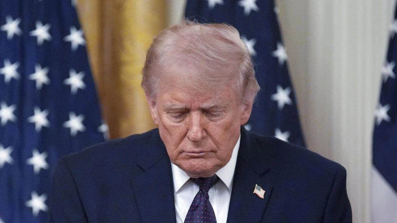 Trump siembra dudas sobre el T-MEC: "No necesitamos nada de México" Donald Trump reabrió la incertidumbre sobre el futuro del T-MEC a semanas de la revisión formal del acuerdo comercial. EFE.