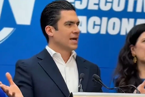 Romero advierte que el PAN "se volver&aacute; loco" si tocan a Maru Campos