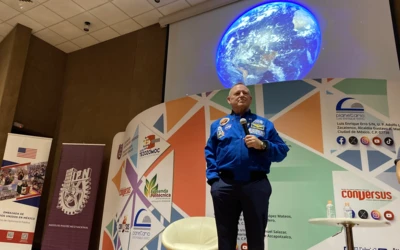 Nueve meses lejos de la Tierra: el astronauta de la NASA que estuvo varado en el espacio visit&oacute; M&eacute;xico