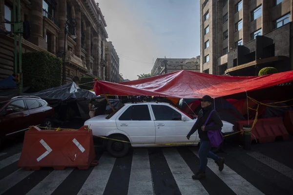 Fallece docente de la Secci&oacute;n 22 durante plant&oacute;n de la CNTE en CDMX