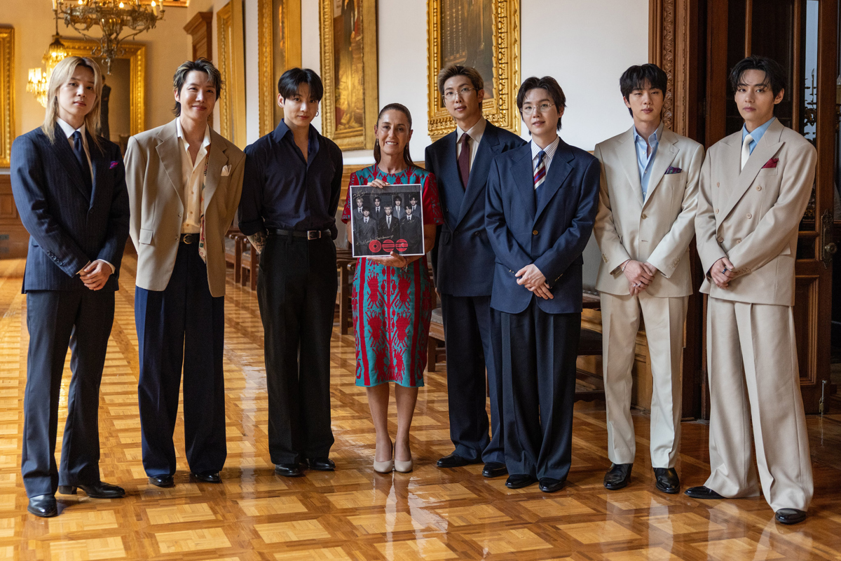 Destaca Sheinbaum v&iacute;nculo con BTS tras visita a Palacio Nacional