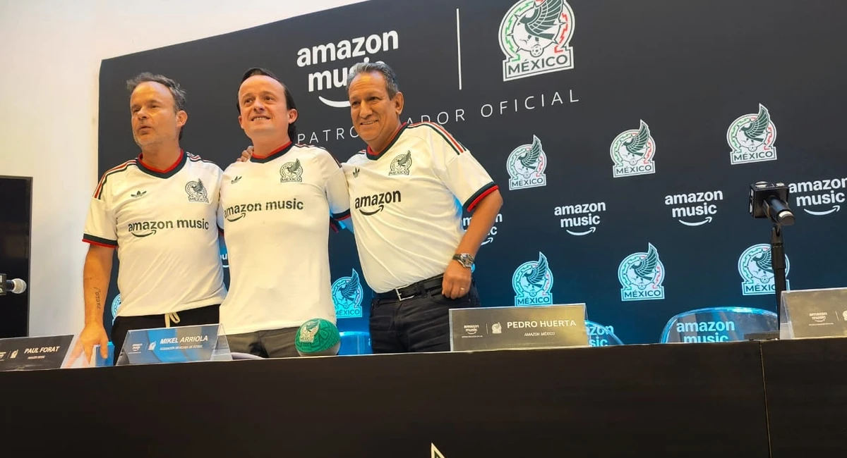 De Alexis Vega a Rafael Márquez, así es como el himno oficial del Tri para el Mundial 2026 ha unido a la Selección Mikel Arriola en la presentación del video oficial de Un Solo Corazón de Grupo Frontera (Foto: Martín Avilés)