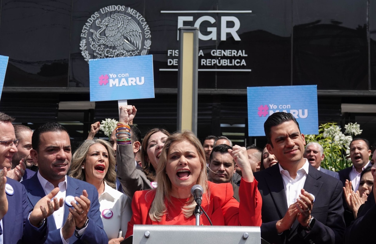 Panistas reaccionan ante declaración de Maru Campos en la FGR Militantes de Morena apoyaron a la gobernadora de Chihuahua bajo el hashtag #YoconMaru. Foto: Cuartoscuro