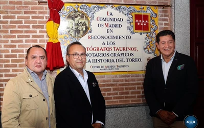 Las Ventas rinde homenaje a los fot&oacute;grafos taurinos