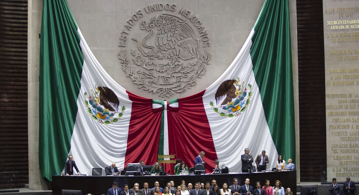 Diputados aprueban comisión del INE para revisar posibles nexos criminales de candidatos Diputados aprueban comisión del INE para revisar posibles nexos criminales de candidatos