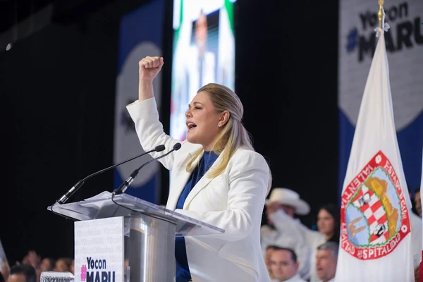 Maru Campos afirma que el final de régimen inicia en Chihuahua