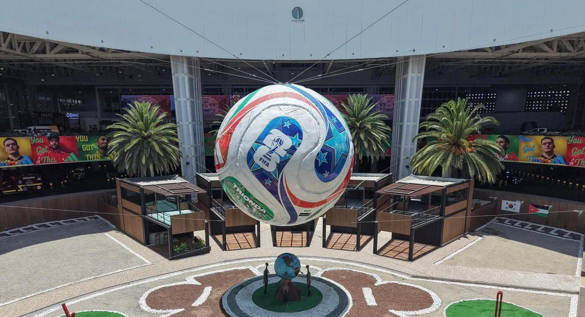 "Misión cumplida", dice Sheinbaum al entregar la primera fase de remodelación del AICM La presidenta dijo que el AICM está listo para recibir a los visitantes con motivo del Mundial 2026