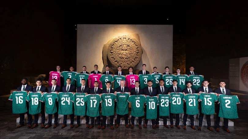 FIFA prohíbe apodos en playeras: Los nombres usarán los jugadores del Tri en el Mundial Para hacer que la justa deportiva no pierda seriedad, se usarán los nombres o apellidos de los jugadores