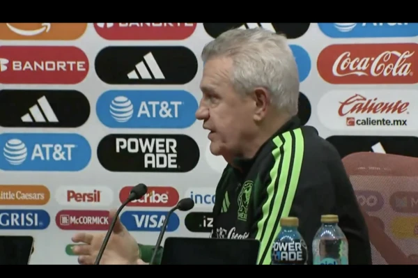 Javier Aguirre se guarda el cuatro titular para la inauguración del Mundial ante Sudáfrica