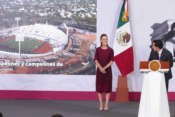Sheinbaum pide flexibilidad laboral por Mundial, pero sin decreto
