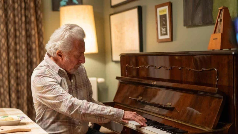 El Afinador llega a México con Dustin Hoffman y un thriller sonoro El Afinador, la nueva película de Daniel Roher protagonizada por Dustin Hoffman, Leo Woodall y Havana Rose Liu, llega a los cines de México con una historia que mezcla música clásica, romance y crimen.