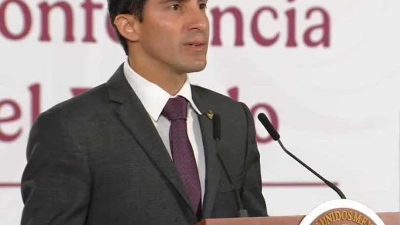 Rommel Pacheco present&oacute; la estrategia de Conade para conectar el deporte escolar con el alto rendimiento y el futbol profesional. Foto: Presidencia