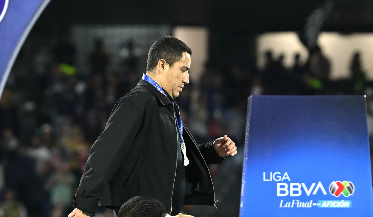 Efra&iacute;n Ju&aacute;rez se va de Pumas a falta de anuncio oficial