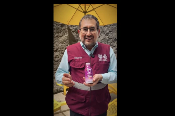 C&eacute;sar Cravioto receta Ajolotius a los que quejan de los cambios en la CDMX
