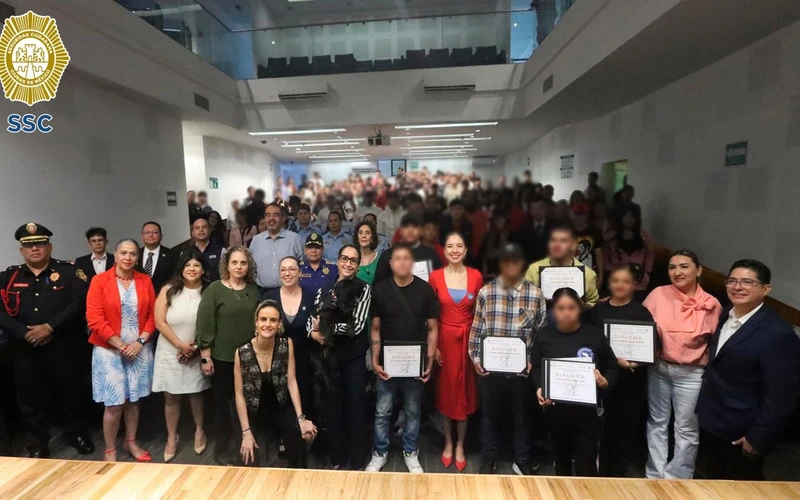 106 j&oacute;venes concluyen programa de reinserci&oacute;n social