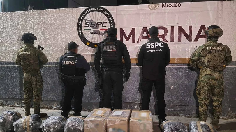Golpe al narcotráfico: aseguran droga valuada en 38 millones de pesos Decomisan más de 3 millones de dosis de metanfetamina. FGR.