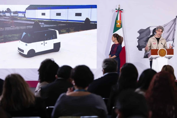 Impulsa Sheinbaum inversión mixta y defiende proyecto Olinia