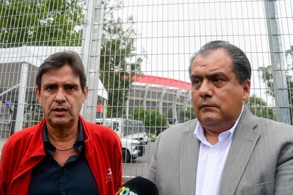 Estadio Azteca impidió acceso a palcohabientes; argumento de que medidas no están vigentes