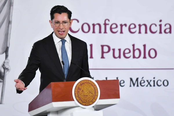SRE reporta 14 mil mexicanos detenidos en centros migratorios de EU