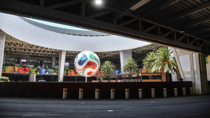AICM reabre rampa de Terminal 2, tras reparación de socavón AICM. La rampa dañada el pasado 7 de junio en la Terminal 2 fue reparada. Foto: Cuartoscuro