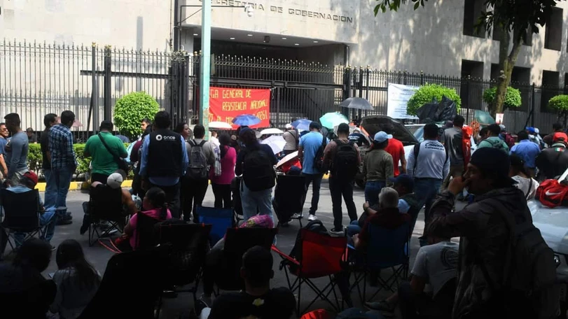 CNTE se une a protestas y se va al Estadio Azteca; pese a negociaciones La dirigencia de la Coordinadora aseguró que analizará las propuestas ofrecidas en Segob con la Asamblea Nacional Representativa. Foto: Cuartoscuro