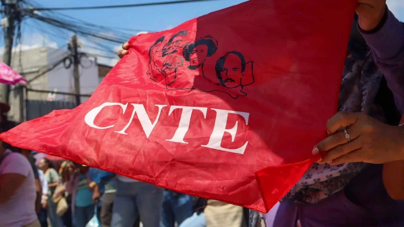 CNTE advierte movilizaciones también en Guadalajara y Monterrey, tras rechazo a Sheinbaum La CNTE dice a Sheinbaum que debe definir si está con los empresarios o con los trabajadores. Foto: Redes Sociales