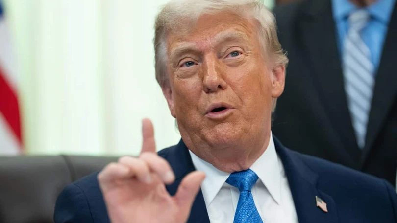 Estados Unidos e Irán están cerca de un acuerdo y Trump fija la fecha para la firma Donald Trump asegura un acuerdo con Irán. EFE.