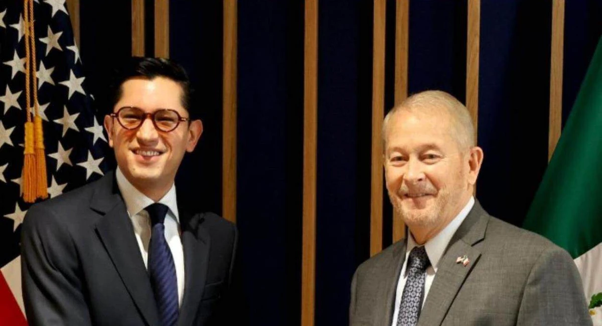 México y EU lanzan nuevo grupo bilateral para golpear a cárteles El objetivo principal es hacer que México y EU sean las naciones más seguras. Foto: @USAmbMex