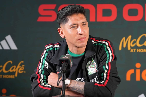 Edson &Aacute;lvarez se perfila para jugar ante Corea del Sur en lugar de C&eacute;sar Montes