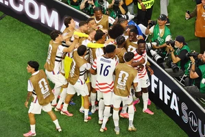 Estados Unidos destroz&oacute; a Paraguay y dio el mejor partido en su historia en los Mundiales