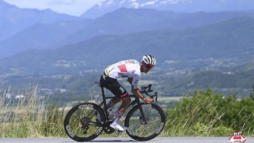 Isaac del Toro da otra alegría al ciclismo mexicano con victoria en Francia El ciclista mexicano sumó una nueva victoria. Redes Sociales.