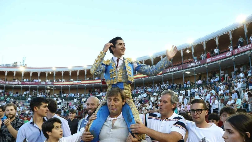 Marco Pérez conquista La Glorieta y firma la gran tarde de San Juan de Sahagún El más joven de la terna, Marco Pérez, terminó escribiendo el capítulo más brillante de una función. Fotos: Manuel Briones