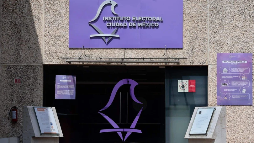 En medio de una disputa interna, valida el IECM reglamentos del PRD local El IECM mantendrá en reguardo recursos del PRD de la CDMX. Foto: Cortesía IECM