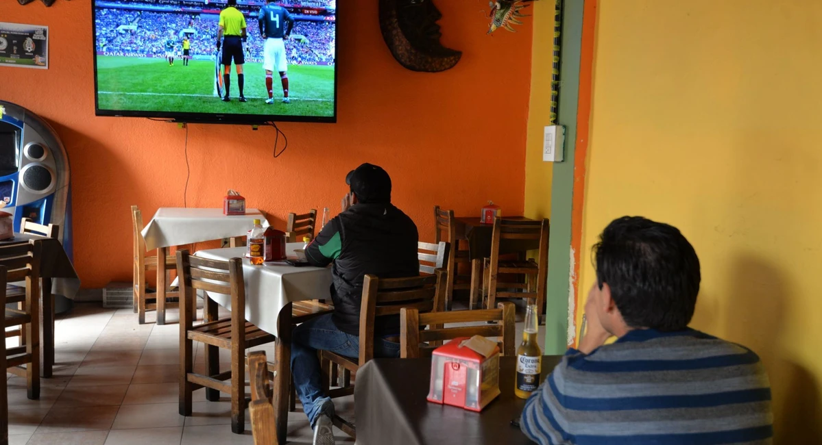 IMPI no hará revisiones masivas a negocios por Mundial Cuartoscuro