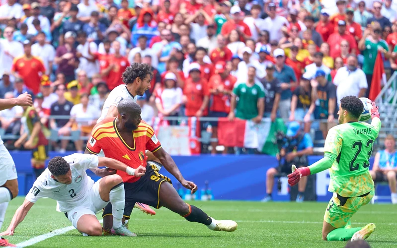 Romelu Lukaku salva a B&eacute;lgica de la derrota ante Egipto de Mohamed Salah