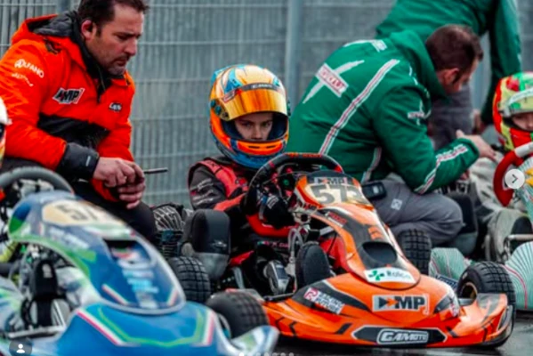&iquest;Qui&eacute;n es Pedro Cueto? El joven piloto sin pierna que inspira a Checo P&eacute;rez