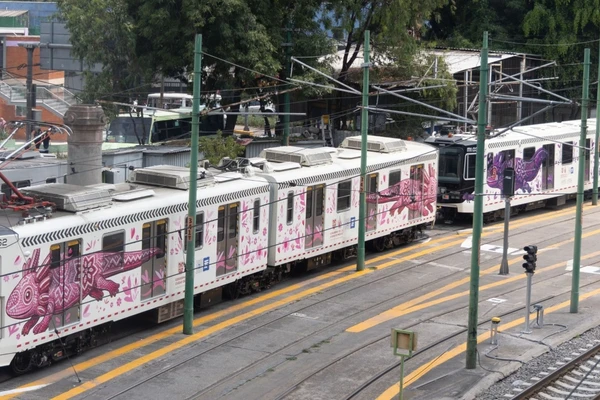 Tren ligero suspende servicio por 1 hora en todas las estaciones