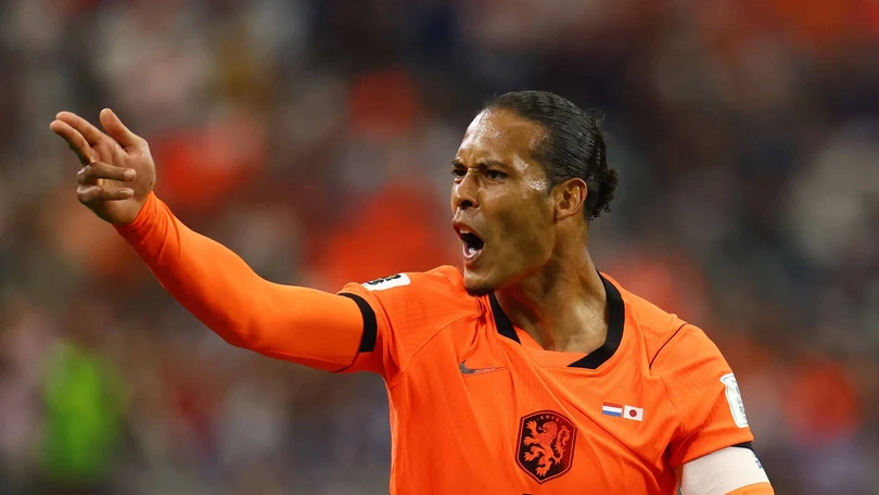 Virgil van Dijk critica las pausas de hidratación de la Copa del Mundo Virgil van Dijk (4) durante el debut de Países Bajos en el Mundial 2026 | FOTO: Reuters