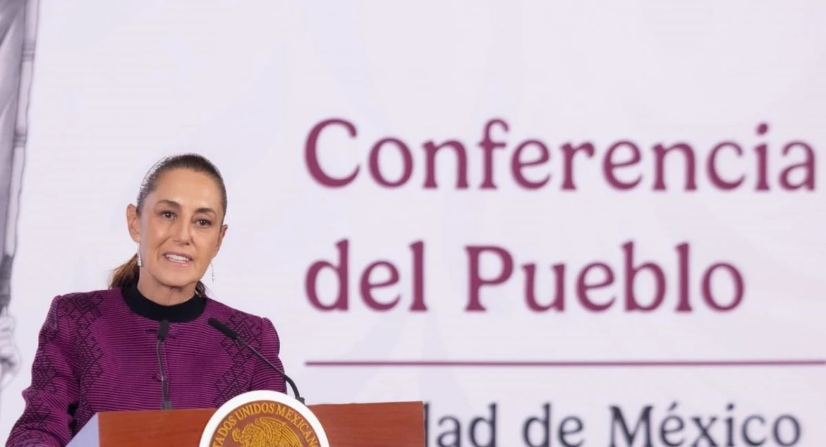Sheinbaum presume mínimo histórico de homicidios y reta a críticos La presidenta sostuvo que la reducción de homicidios es resultado de programas sociales, inteligencia y coordinación entre instituciones de seguridad. Foto: Youtube @Gobierno de México (Captura de pantalla)