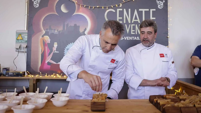 Madrid apuesta por la gastronomía y la tradición con la séptima edición de "Cénate Las Ventas" El chef Fernando del Cerro realizó una demostración culinaria. Fotos: NTR TOROS