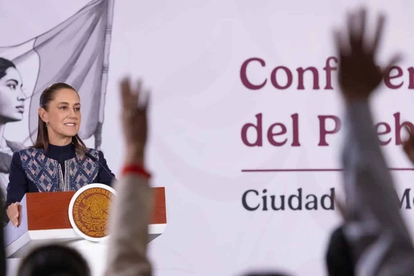 El micrófono de la mañanera: Reyna Haydeé volvió al salón