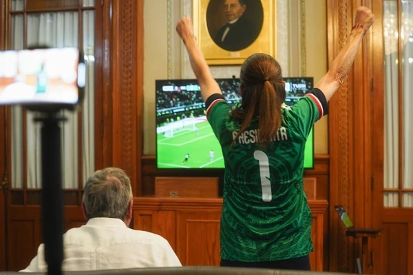 Sheinbaum celebra triunfo de México tras partido contra Corea del Sur