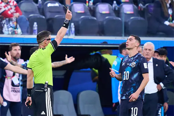 &iquest;Qu&eacute; es la Ley Prestianni? La nueva regla de FIFA que ya provoc&oacute; una expulsi&oacute;n en el Mundial 2026
