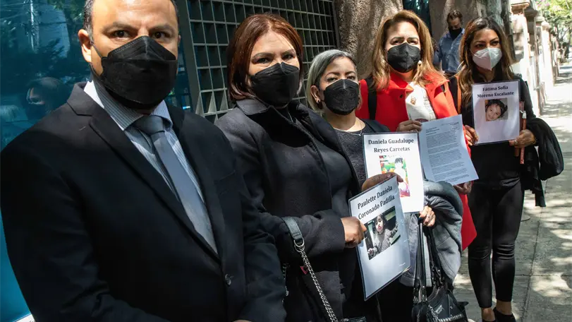 ¿Qué decidió la SCJN sobre la Guardería ABC? El proceso penal continuará en busca de justicia Padres de menores que murieron en el incendio de la Guardería ABC. Foto: Cuartoscuro.